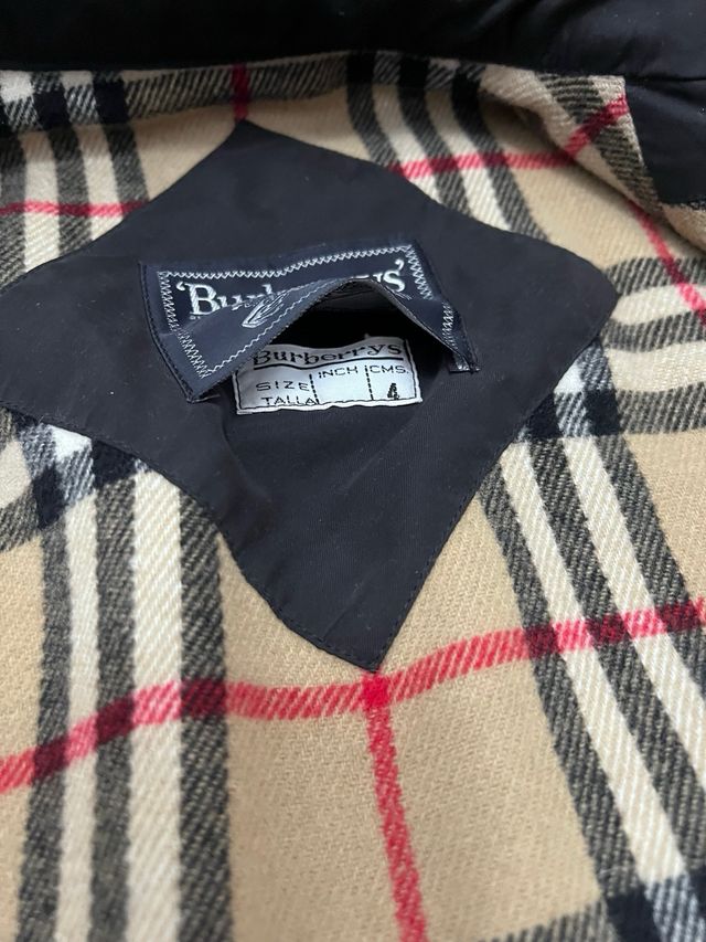 Chaqueta Burberry Negra Acolchada