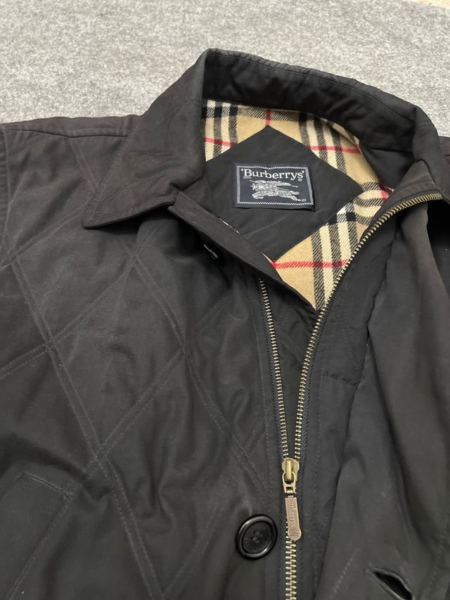 Chaqueta Burberry Negra Acolchada