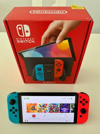 Nintendo Switch OLED + Extras