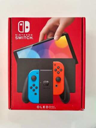 Nintendo Switch OLED + Extras