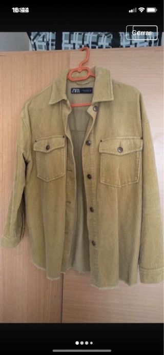 Chaqueta de pana verde oliva