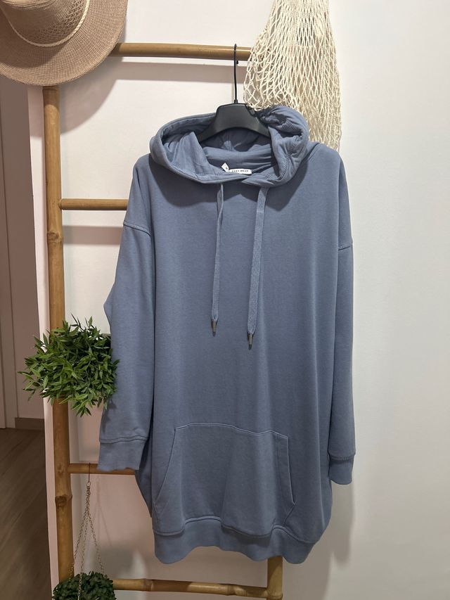 Sudadera oversize azul