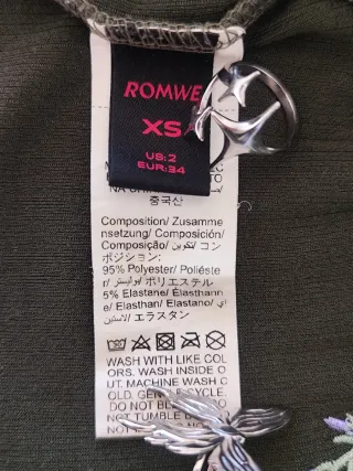 Top verde con bordado de gato