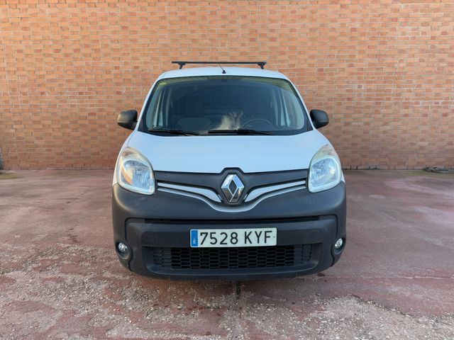 Renault Kangoo con baca, bola y cierre seguridad