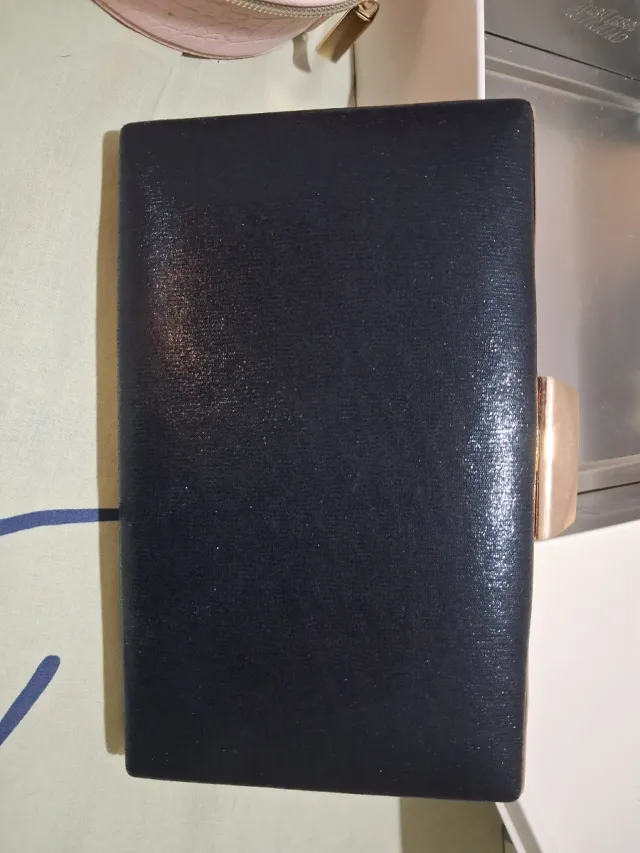 Bolso fiesta negro con pedrería multicolor