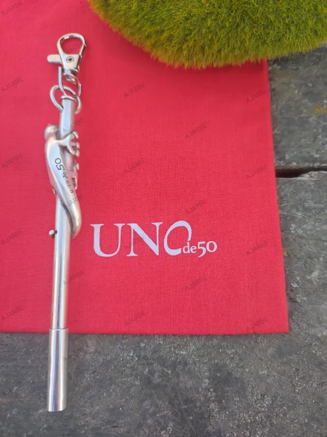 Bolígrafo colgante Uno de 50