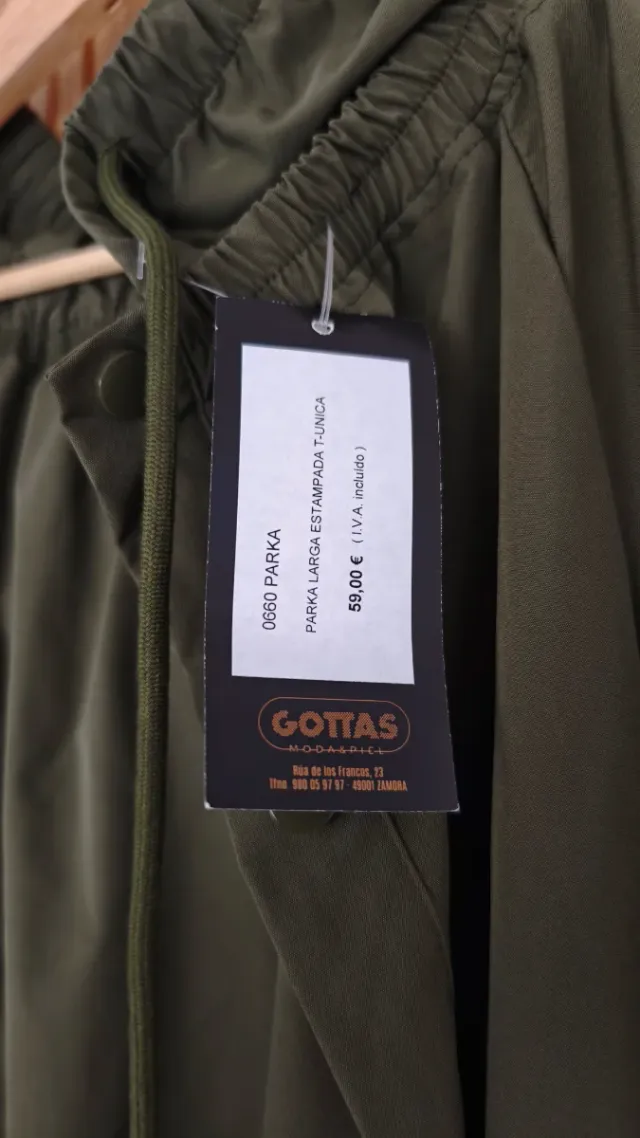 Chubasquero verde oliva GOTAS talla única