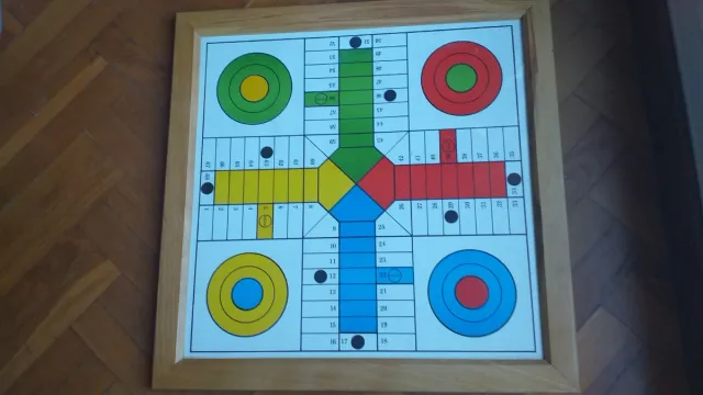 Tabuleiro Parchis com Moldura de Madeira