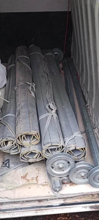 Ejes y persianas de aluminio