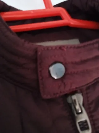 Parka acolchada de Zara