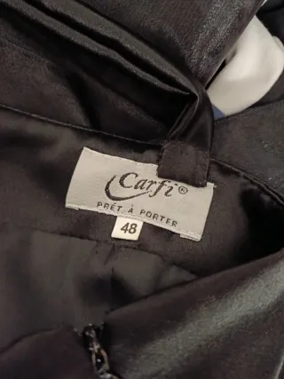 Vestido de fiesta Burberry negro