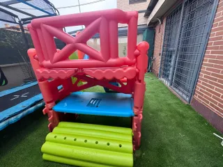 Tobogán infantil de plástico