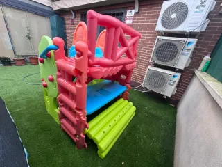 Tobogán infantil de plástico