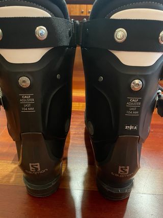 Esquís, botas y bastones