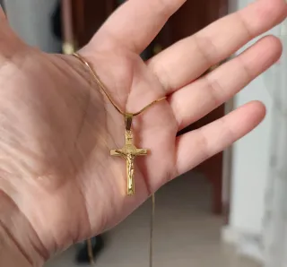 Colgante Cruz Dorada