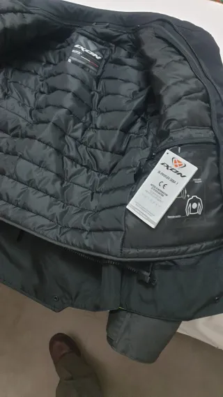 Chaqueta de moto IXON LADY Practicamente nueva