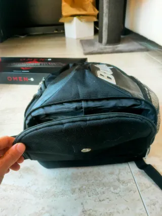 Mochila Pádel Bullpadel Avant Carbon Negra