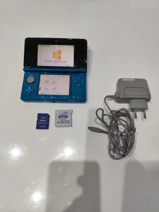 Nintendo 3DS Azul + Accesorios