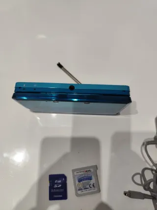 Nintendo 3DS Azul + Accesorios