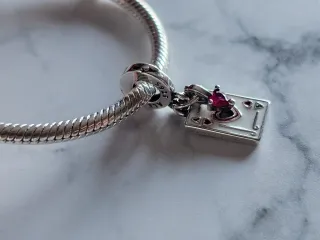 Charm Reina de Corazones