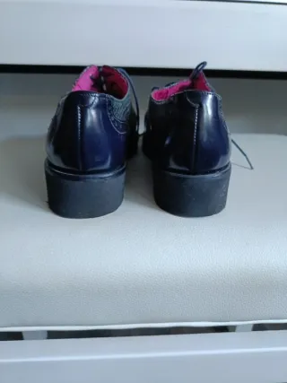 Mocasines de piel con cordones