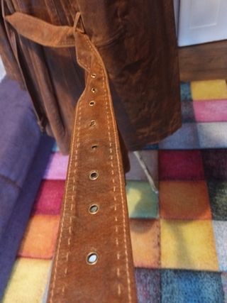 Abrigo de piel marrón