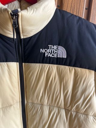 Chaqueta The North Face Beige y Negra
