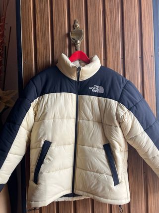 Chaqueta The North Face Beige y Negra