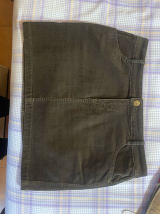 Falda de pana verde Mango