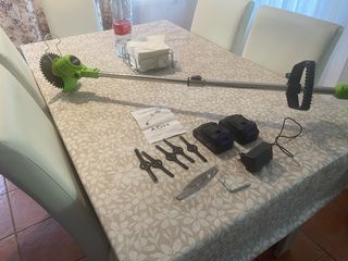 Tagliasiepi ADM con 2 batterie