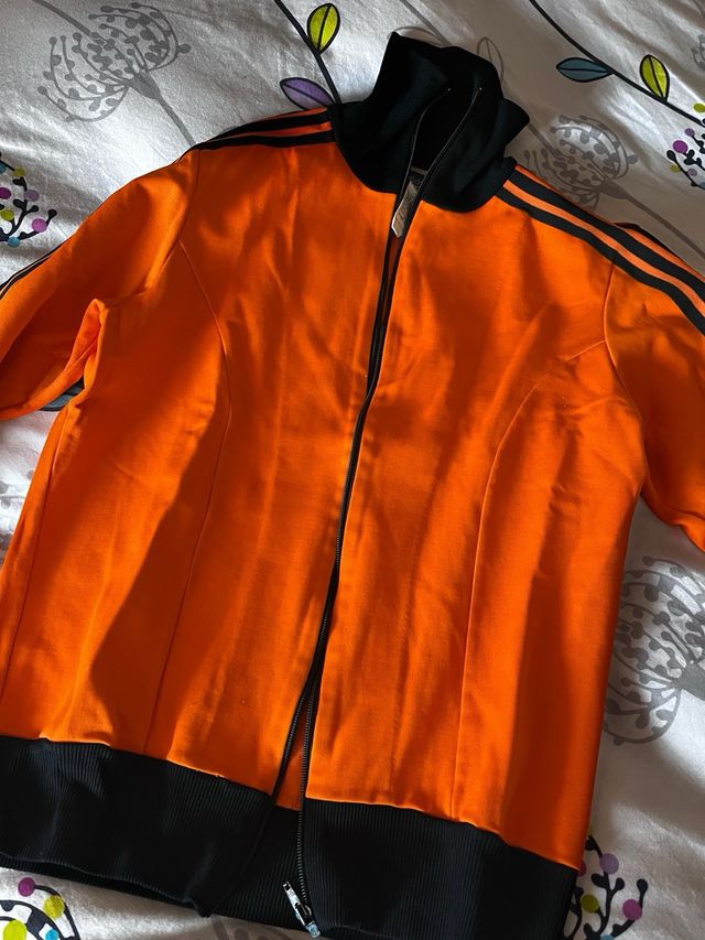 Chaqueta Adidas Naranja y Negra Cremallera