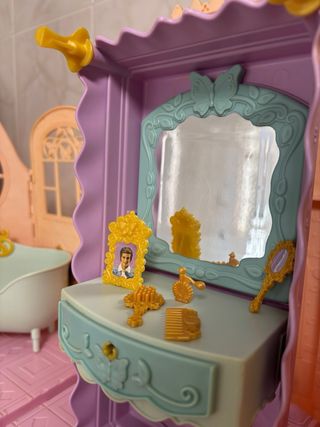 Castello Barbie La Principessa e la Brigante anno