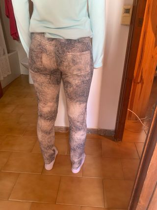 Pantalones Mango Estampado