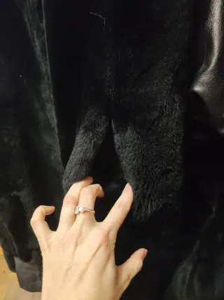 Chaquetón negro piel y pelo