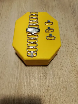 Reloj Armand Basi plateado con esfera gris