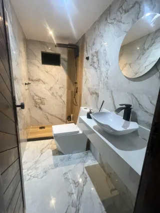 Baño moderno totalmente