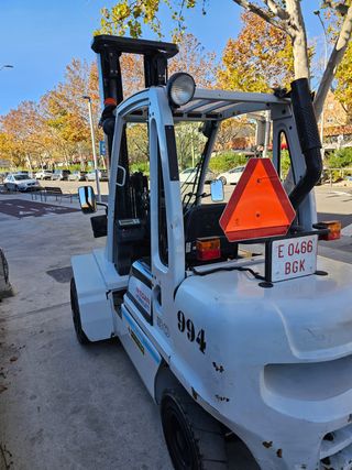 Carretilla Elevadora Nissan YG1D2A3444