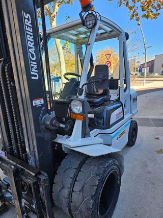 Carretilla Elevadora Nissan YG1D2A3444