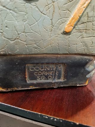 Escultura Botones Country Corner