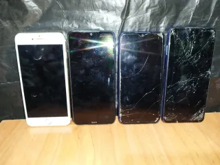 LOTE 35 SMARTPHONE PER RICAMBI