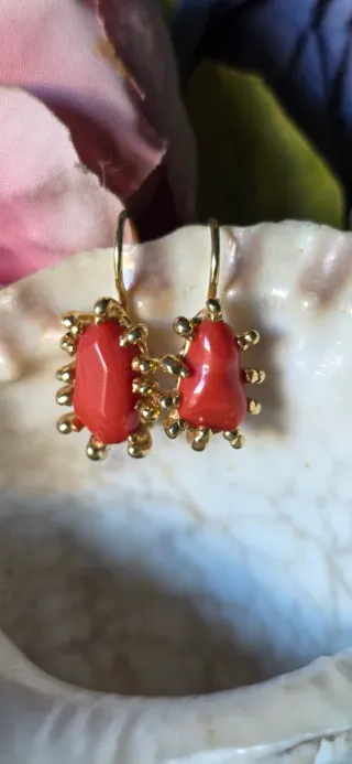 Pendientes Coral y Plata Dorada