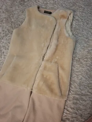 Chaleco pelo largo beige Talla S