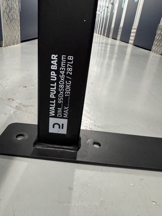 Barra de dominadas negra