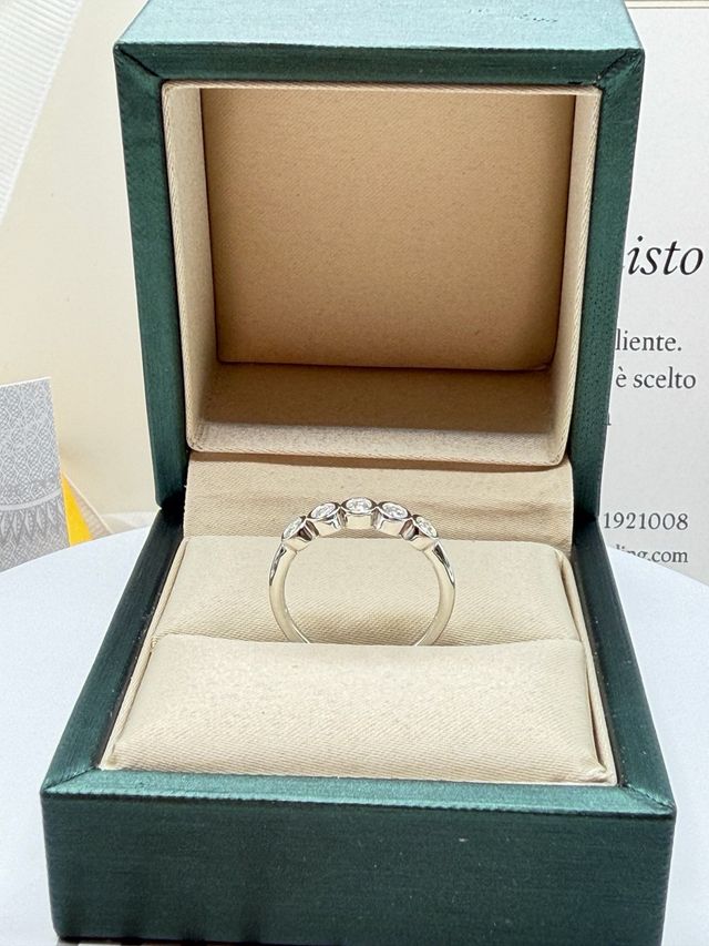 Anello Veretta Moissanite Certificata 0.1 ct