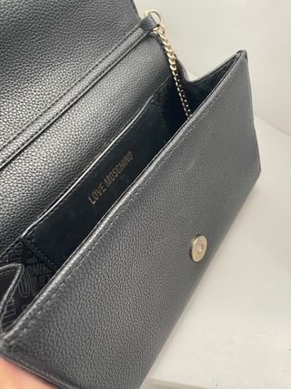 Bolso Love Moschino Negro Cadena Dorada