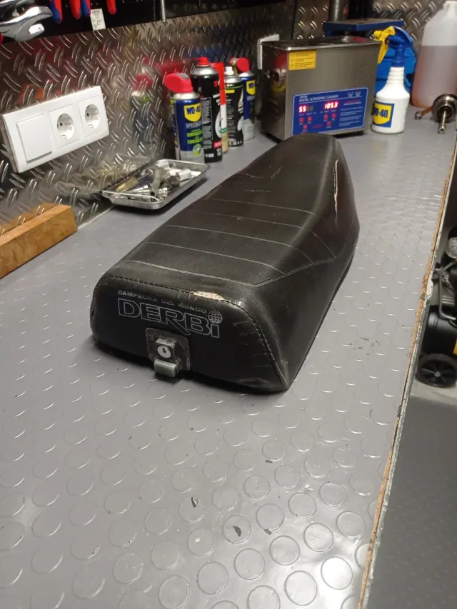 Asiento Derbi Variant Start