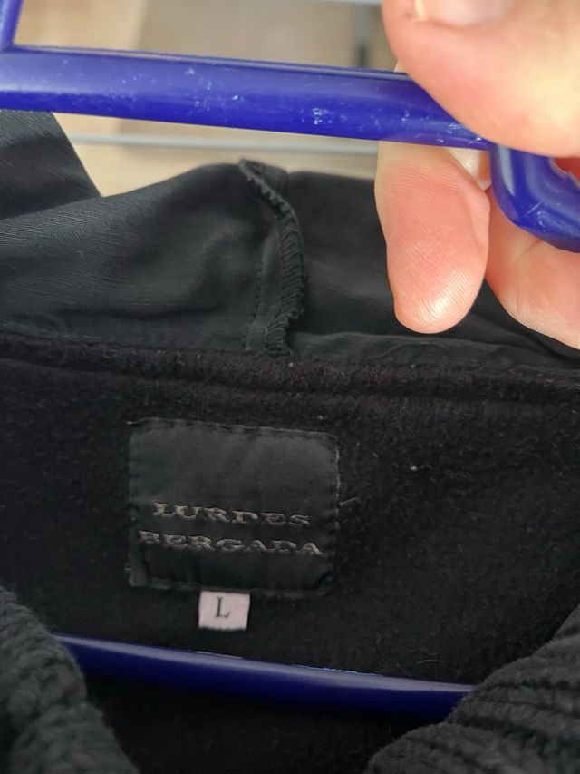 Abrigo Lurdes Bergada