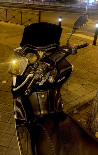 Se vende Moto Wottan Storm 125