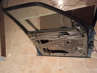 Puerta Delantera Izquierda Mercedes W124