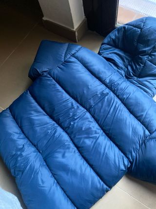 Abrigo azul acolchado marca El Corte Inglés Kids